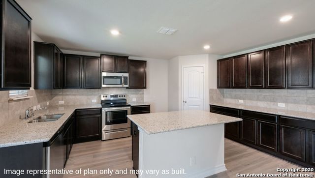 146 Tawny Owl San Antonio TX 78253