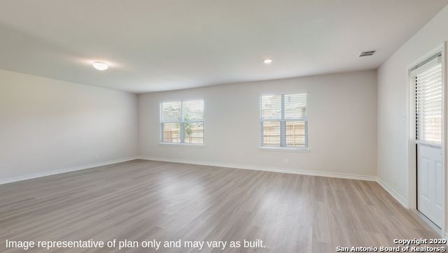 146 Tawny Owl San Antonio TX 78253