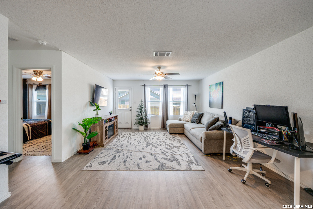 5119 Hornbeck Heights Converse TX 78109