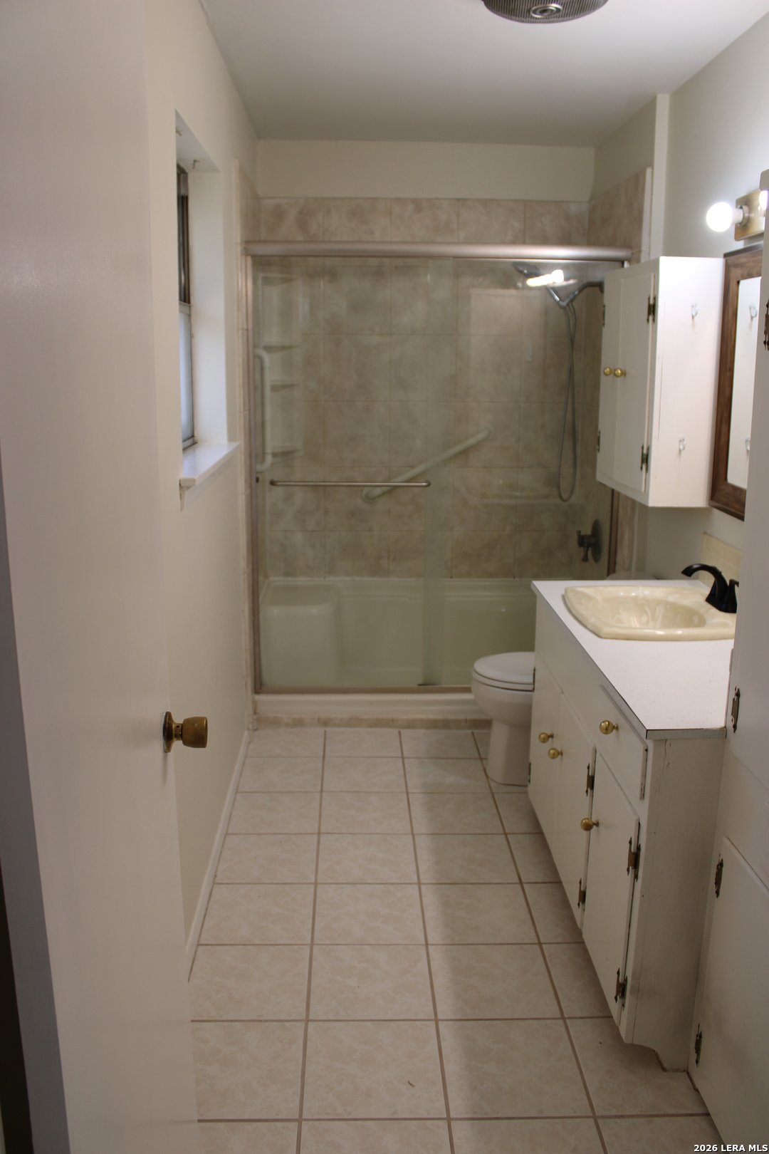1204 W Goodwin Street Pleasanton TX 78064