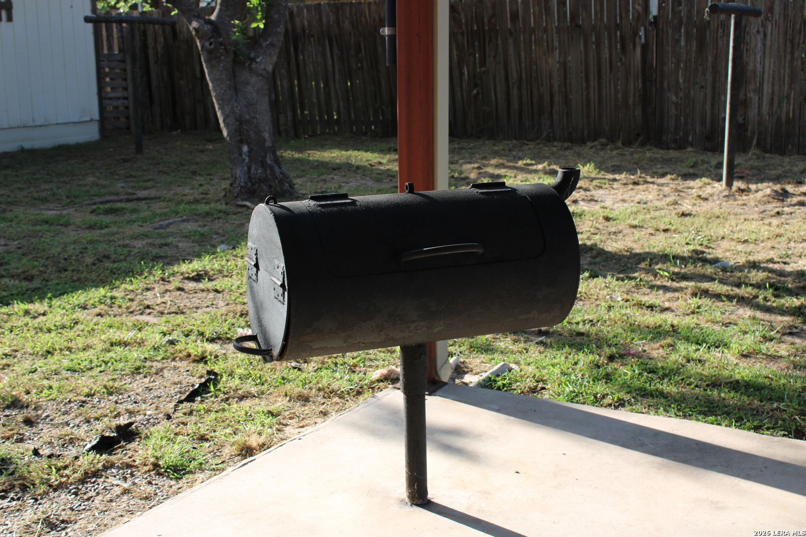 1204 W Goodwin Street Pleasanton TX 78064