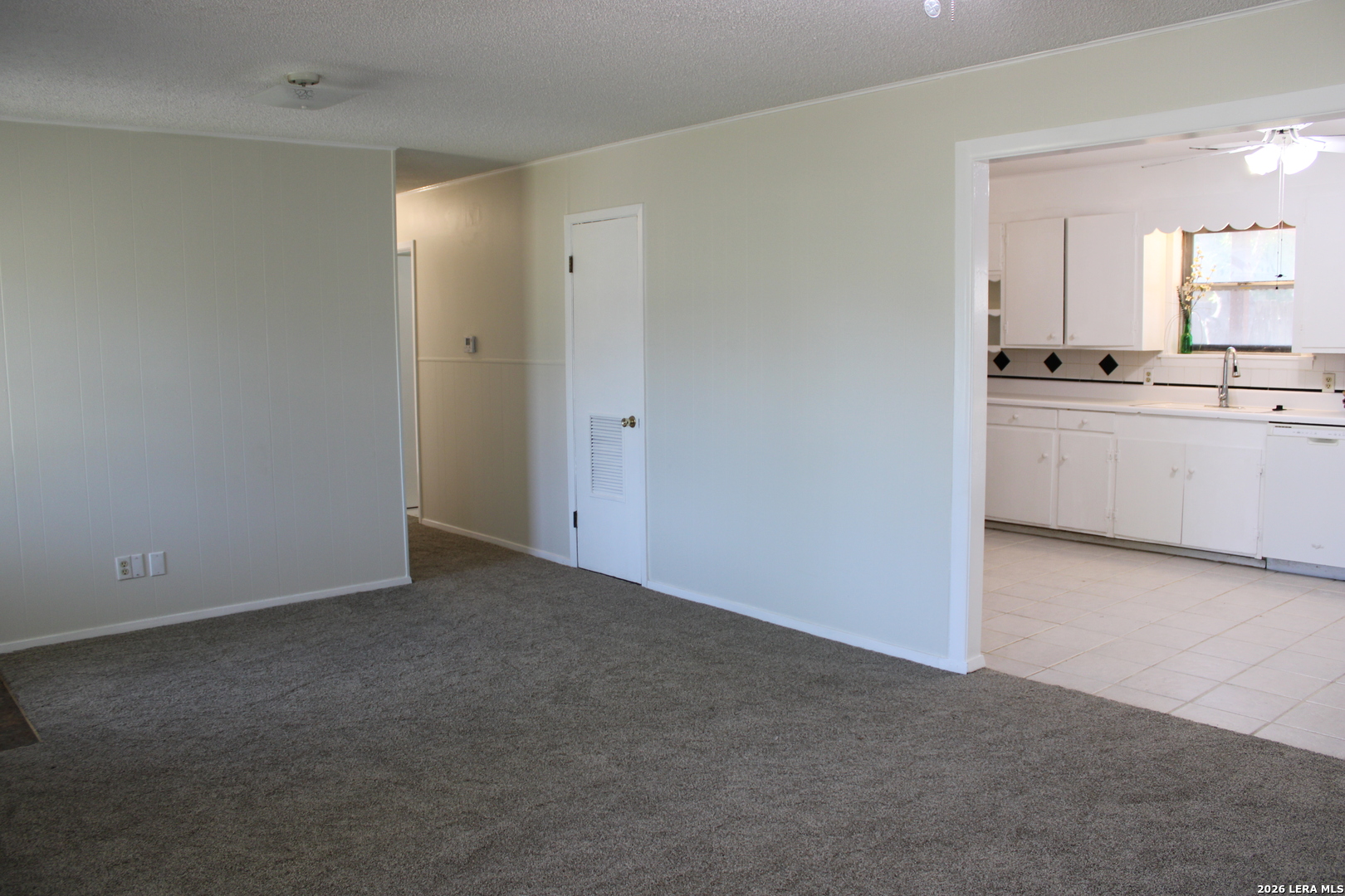 1204 W Goodwin Street Pleasanton TX 78064