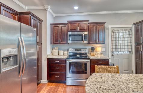 237 W Oak Street Uvalde TX 78801