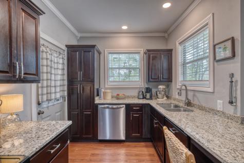 237 W Oak Street Uvalde TX 78801