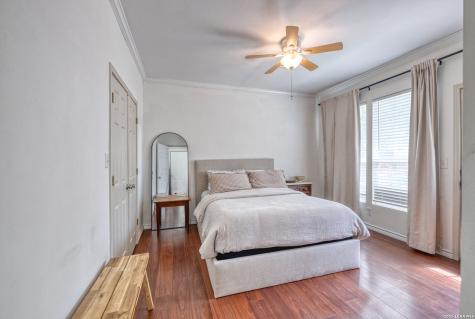 237 W Oak Street Uvalde TX 78801