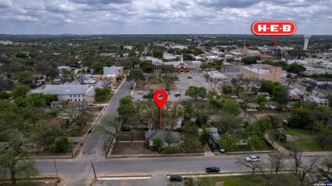 237 W Oak Street Uvalde TX 78801