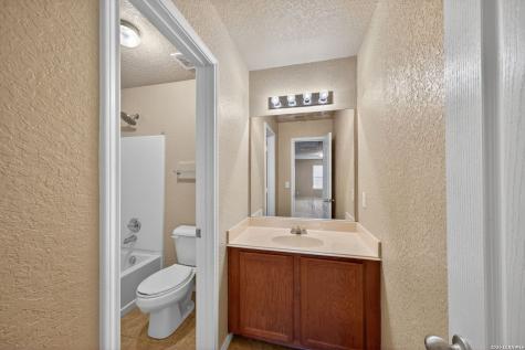 5706 Sendero Spring San Antonio TX 78251