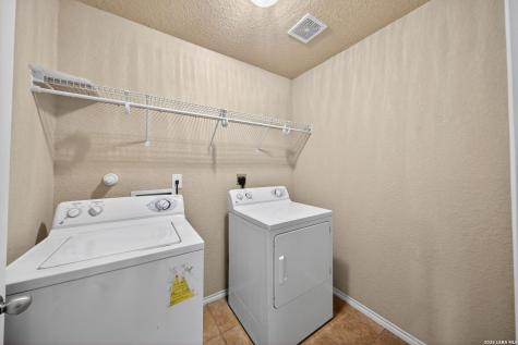 5706 Sendero Spring San Antonio TX 78251