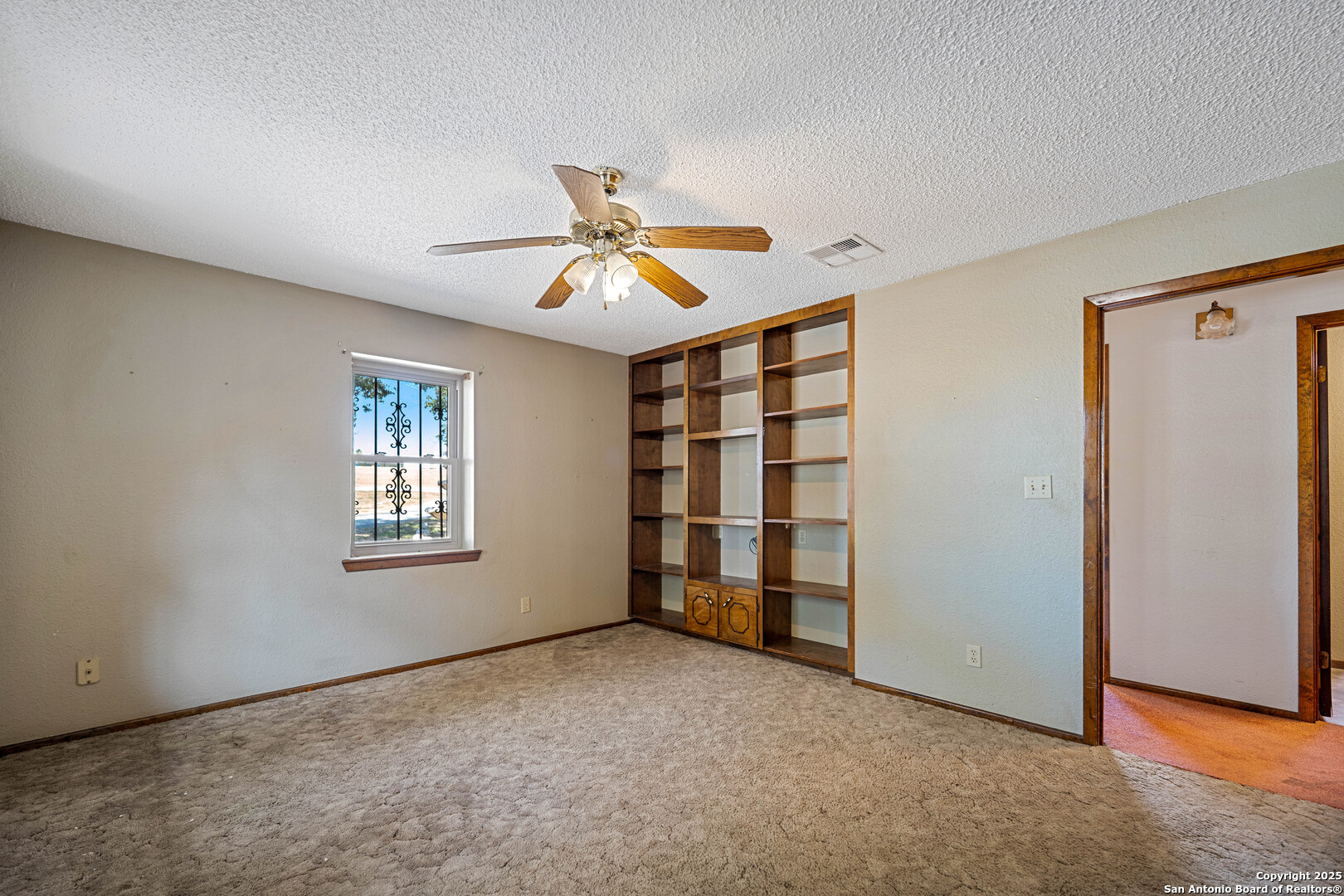 1431 S Sh-123 Karnes City TX 78118