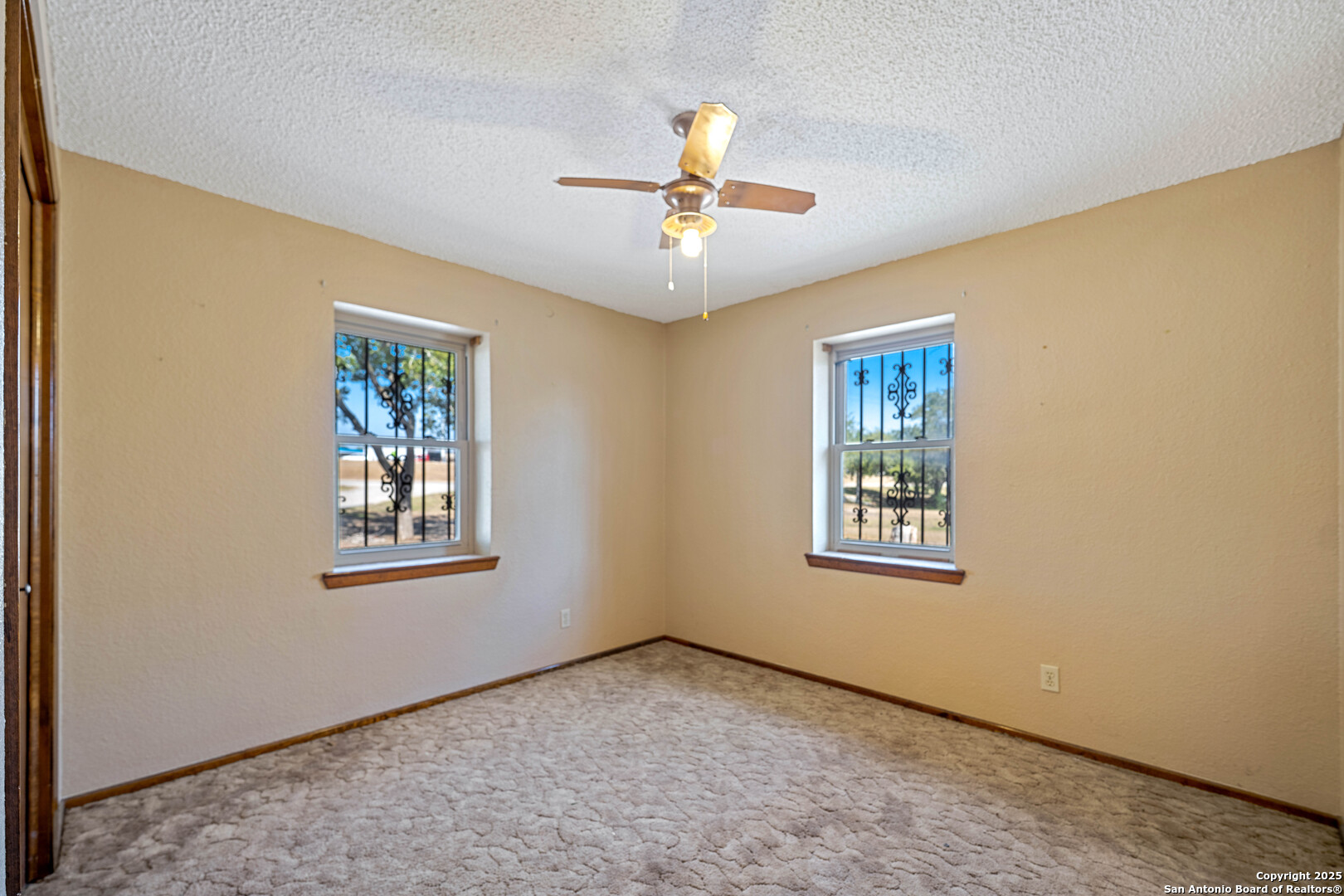 1431 S Sh-123 Karnes City TX 78118
