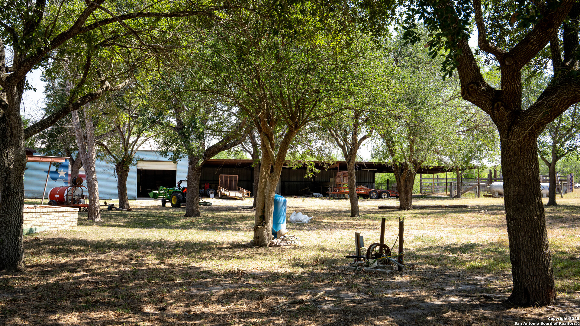1431 S Sh-123 Karnes City TX 78118