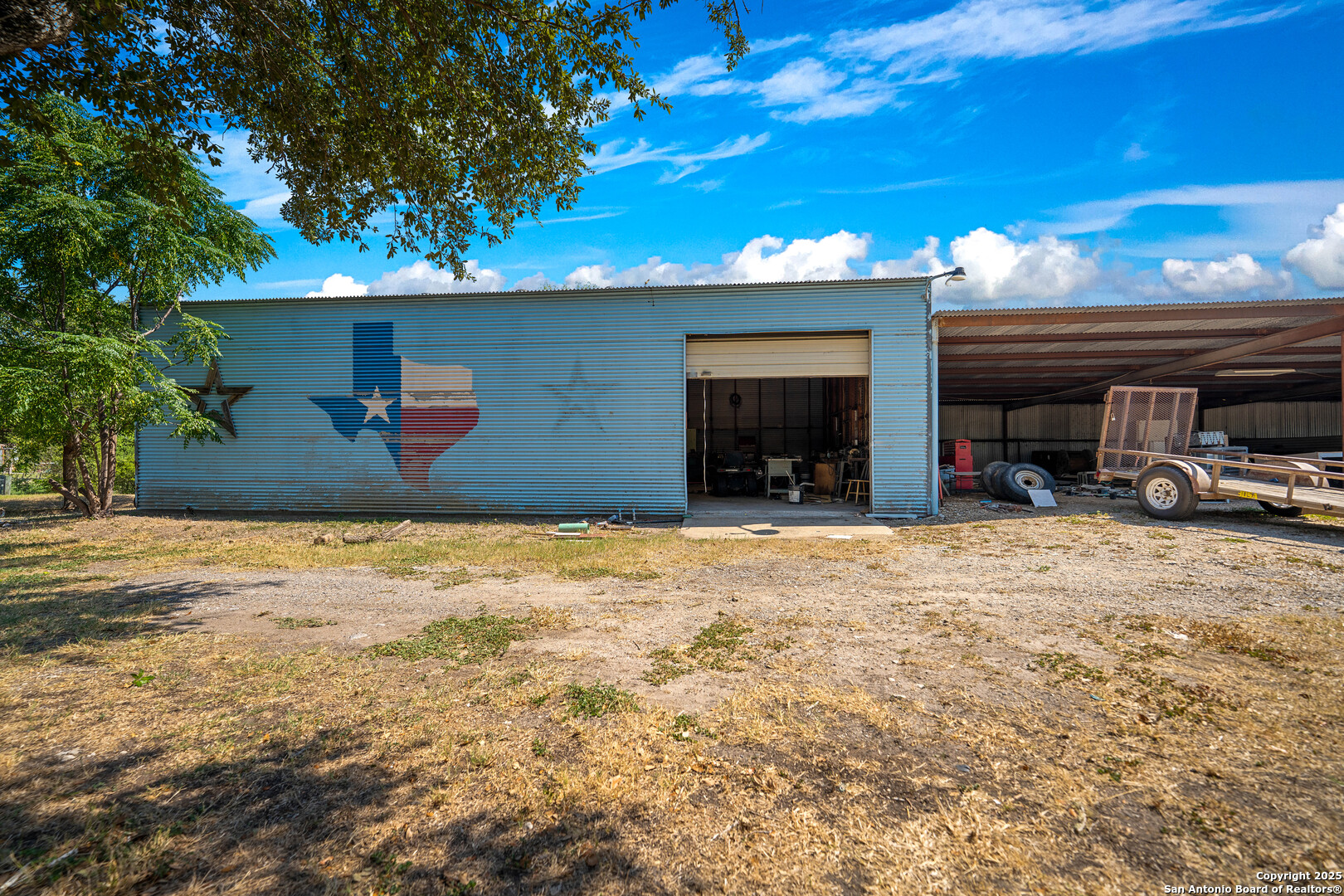 1431 S Sh-123 Karnes City TX 78118