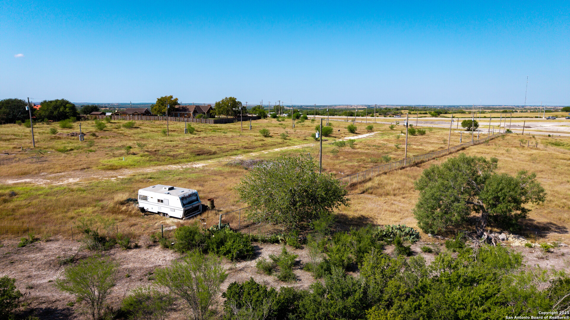1431 S Sh-123 Karnes City TX 78118