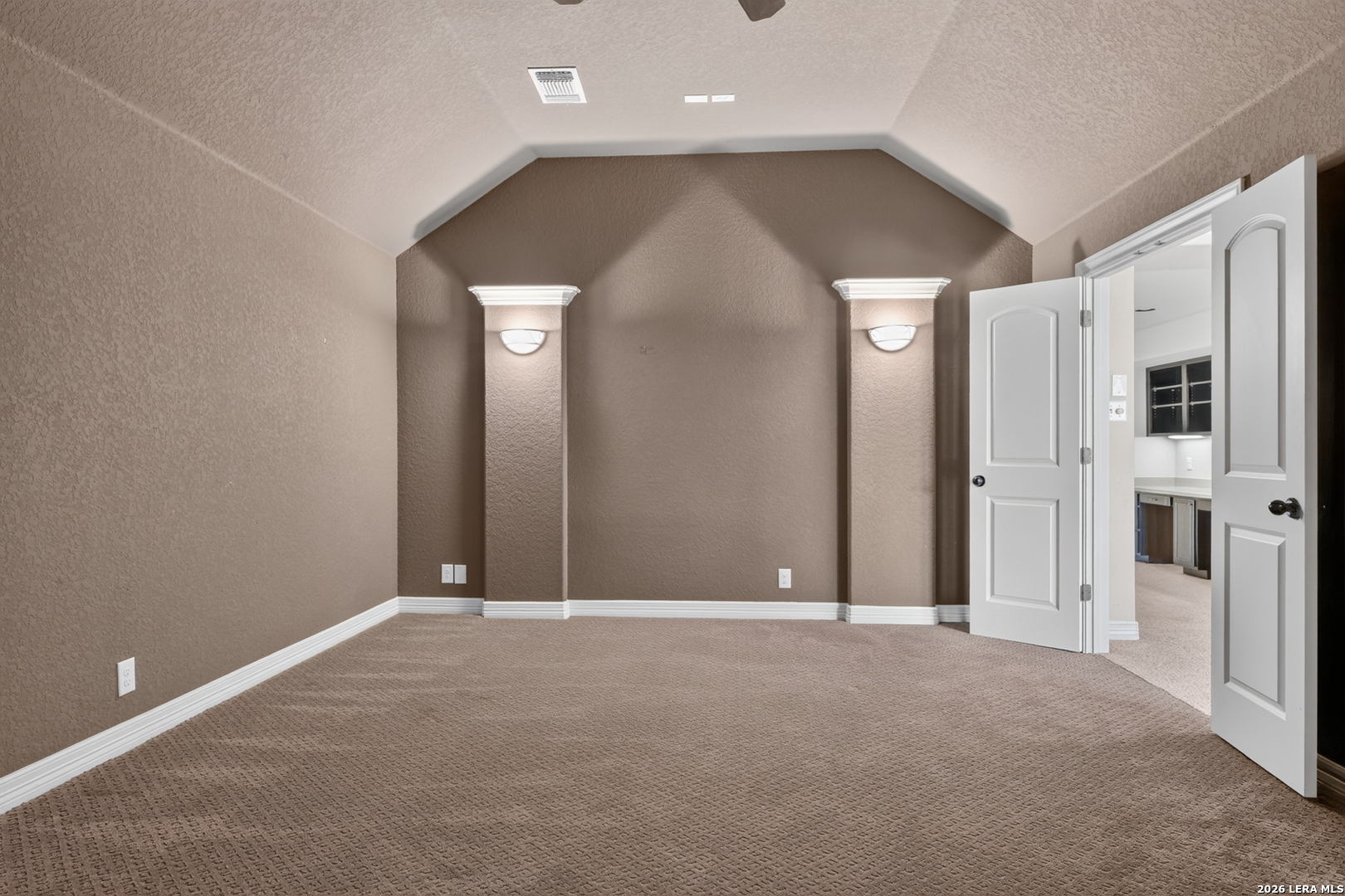 8706 Woodland Bend San Antonio TX 78255