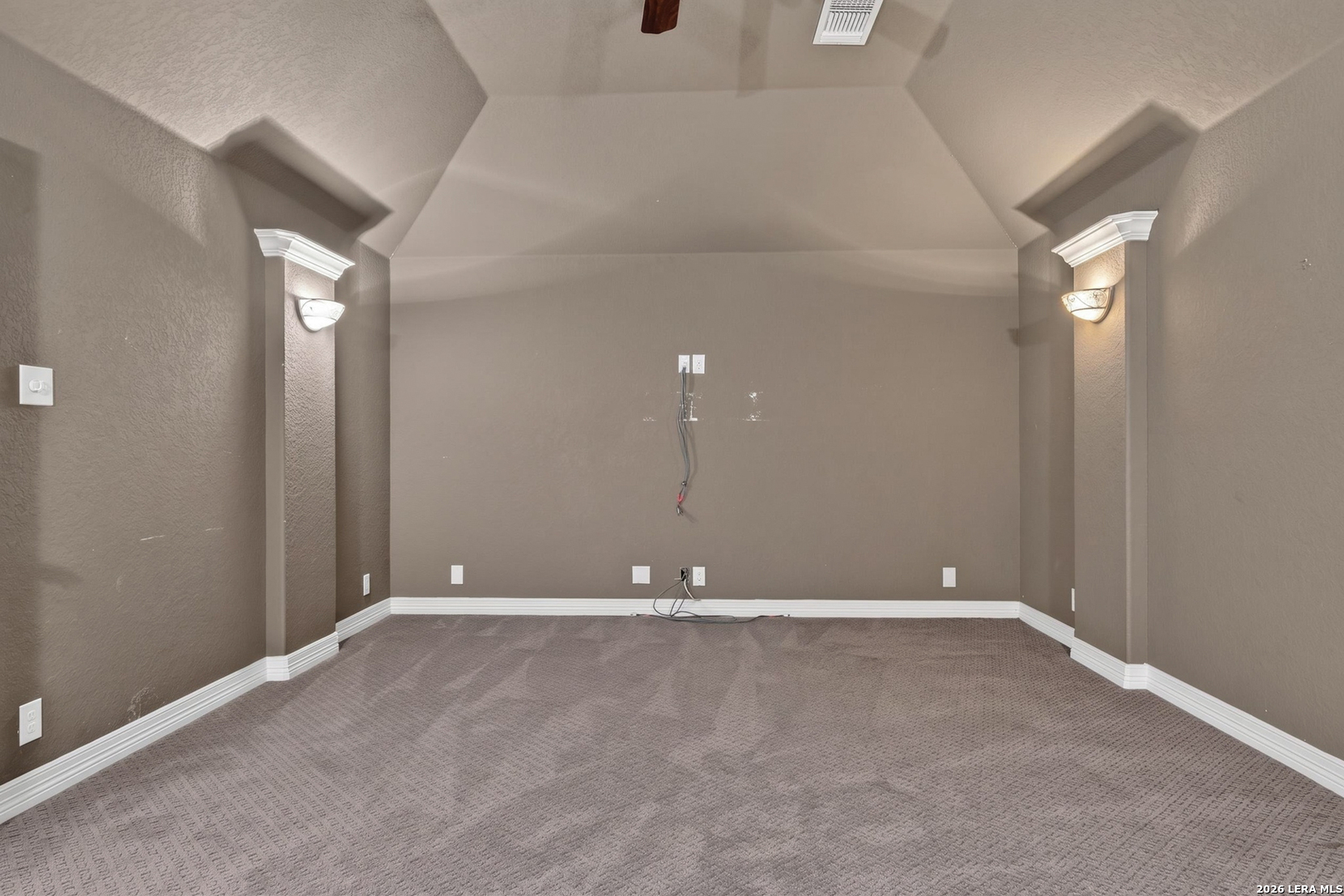 8706 Woodland Bend San Antonio TX 78255