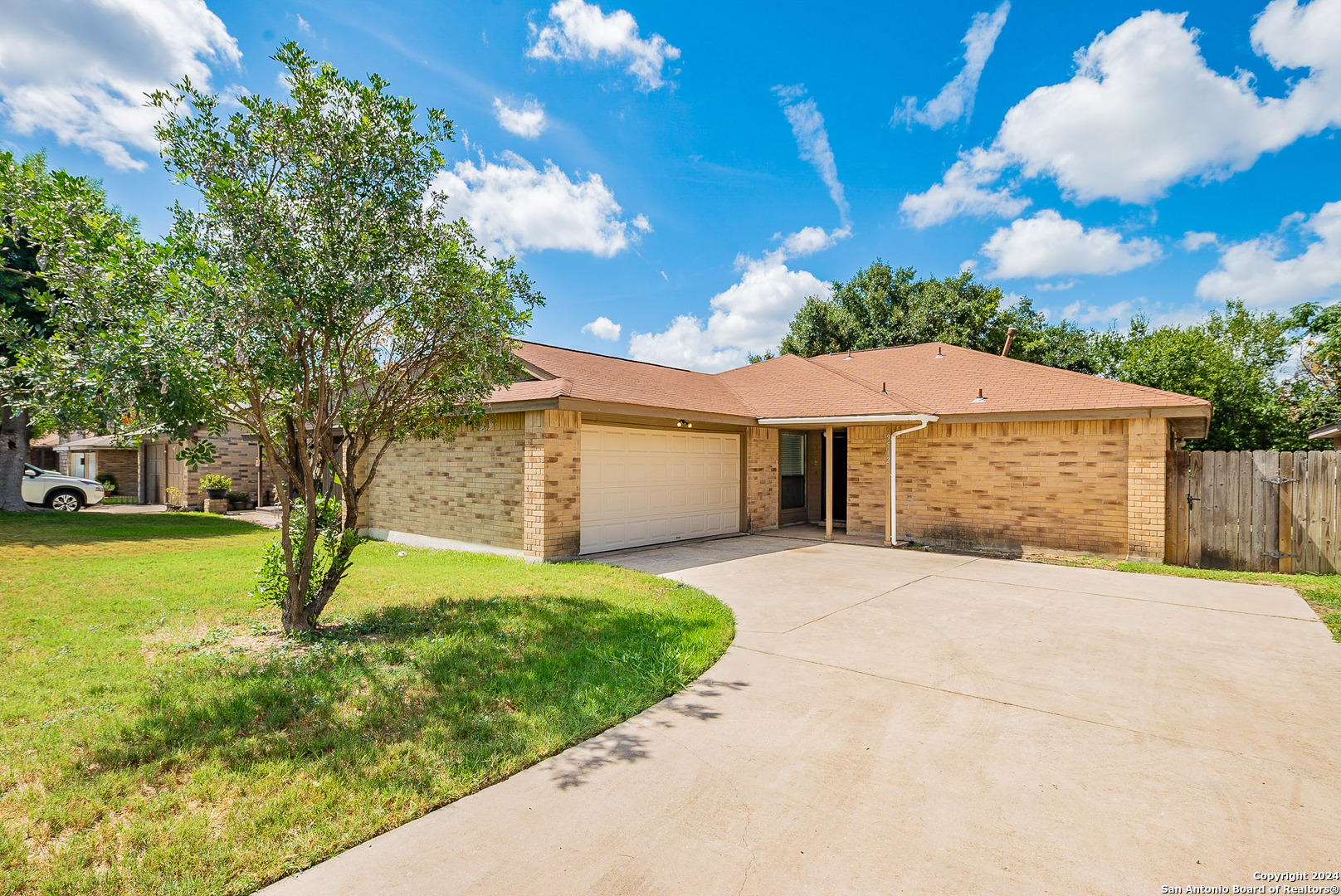 9512 Woodland Hills San Antonio TX 78250