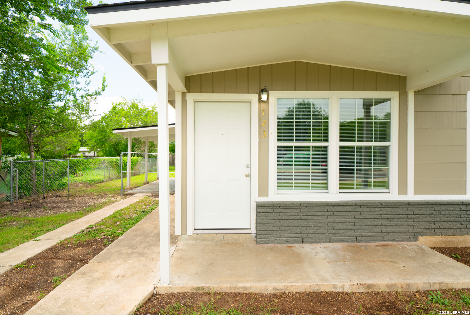 123 Knollwood Drive San Antonio TX 78227