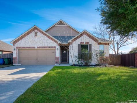611 Yosemite Trail Taylor TX 76574