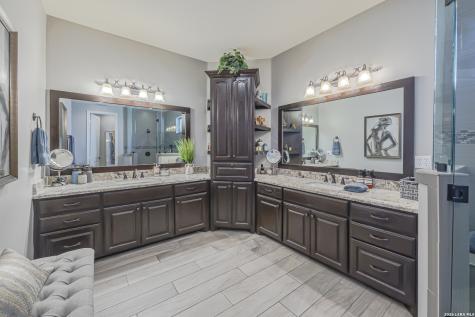 4881 Fm 798 Kenedy TX 78119