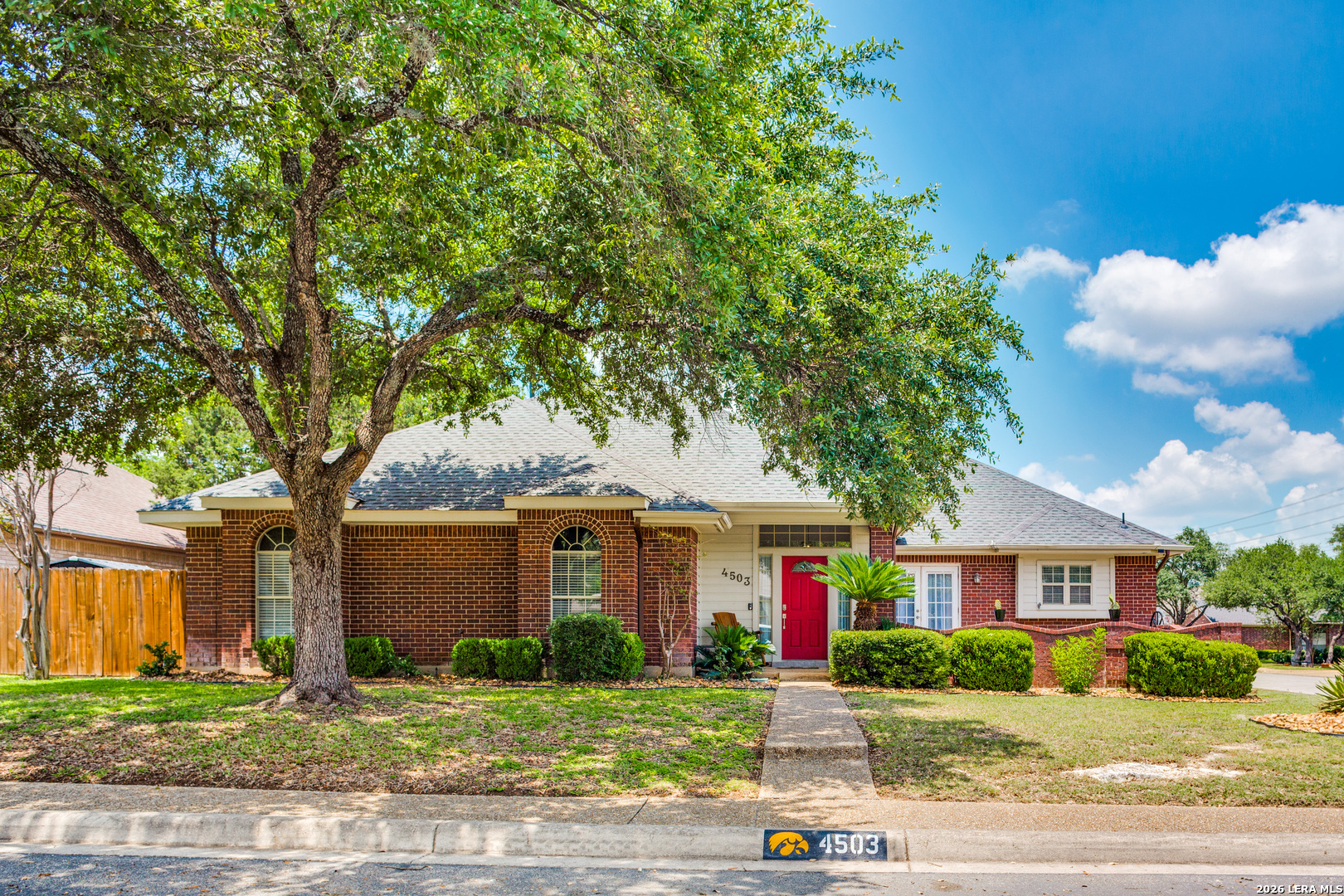 4503 Black Oak Woods San Antonio TX 78249