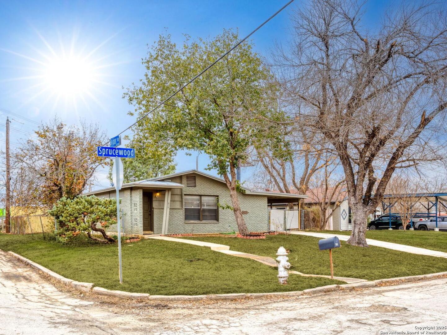 834 Sprucewood Lane San Antonio TX 78216