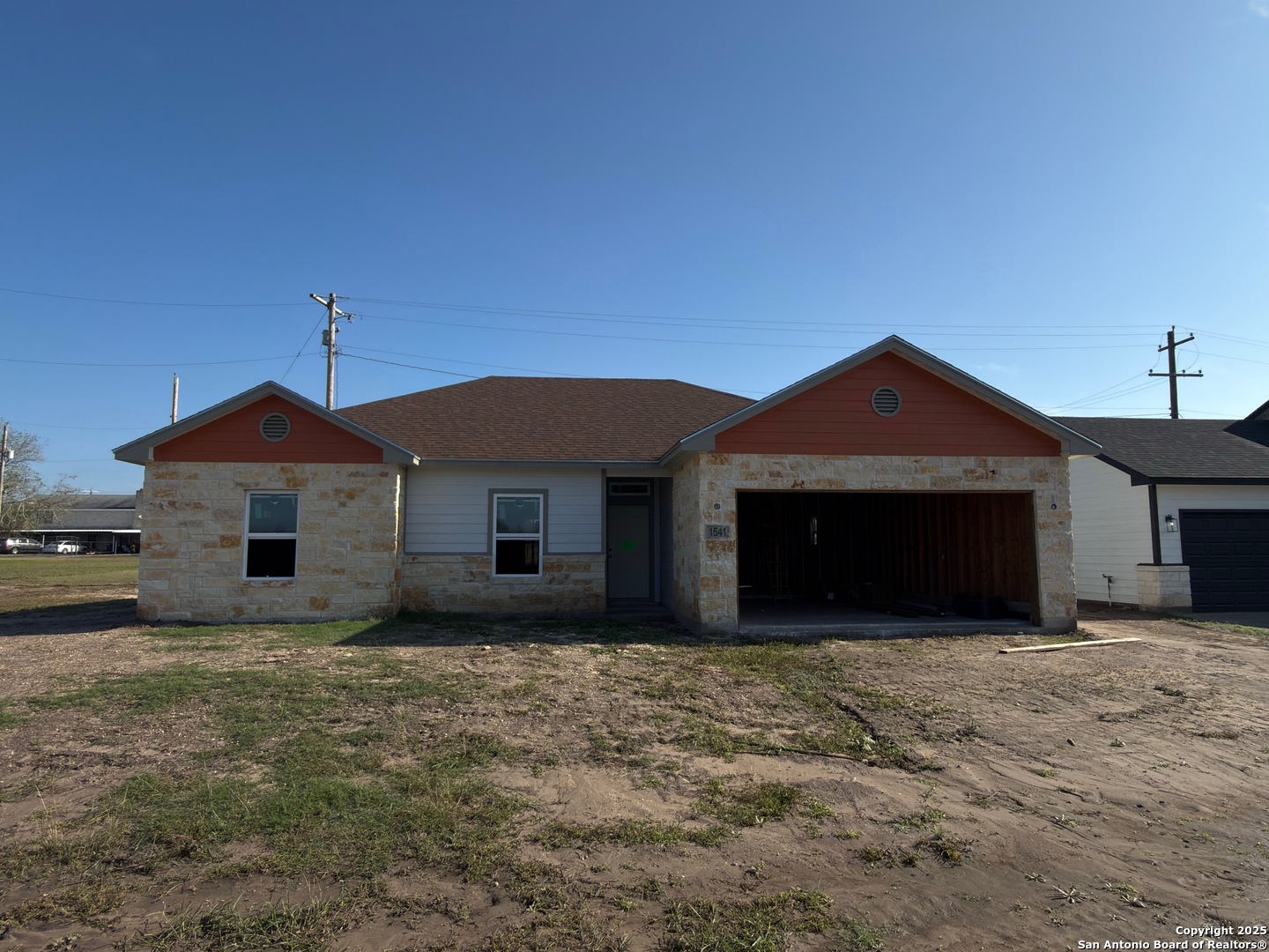 1541 NE Maryville Loop Beeville TX 78102
