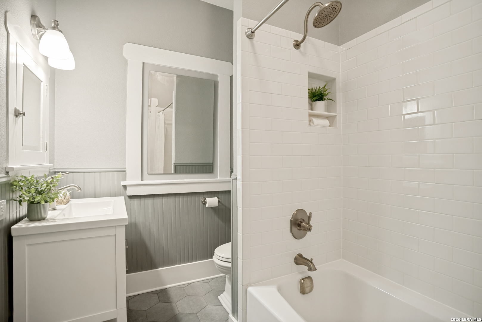 428 Queen Anne Court San Antonio TX 78209