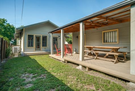 428 Queen Anne Court San Antonio TX 78209