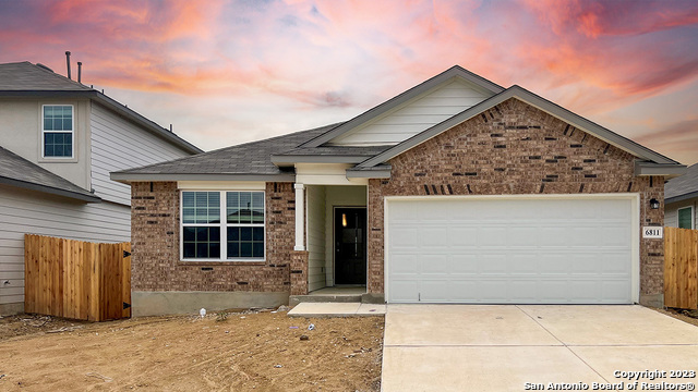 6811 Whisper Grove San Antonio TX 78252