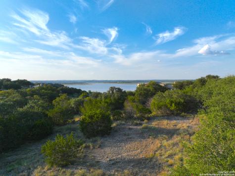 401 Scarlet Canyon Lake TX 78133