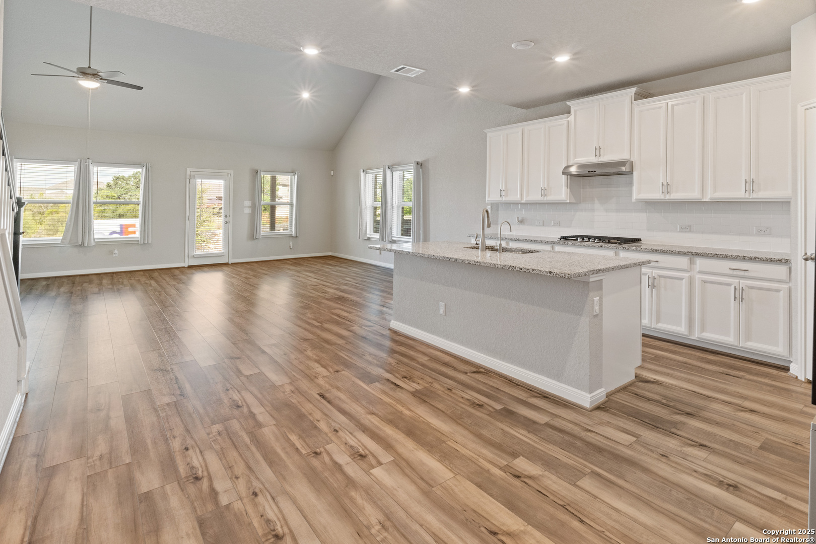 1543 Argon San Antonio TX 78245