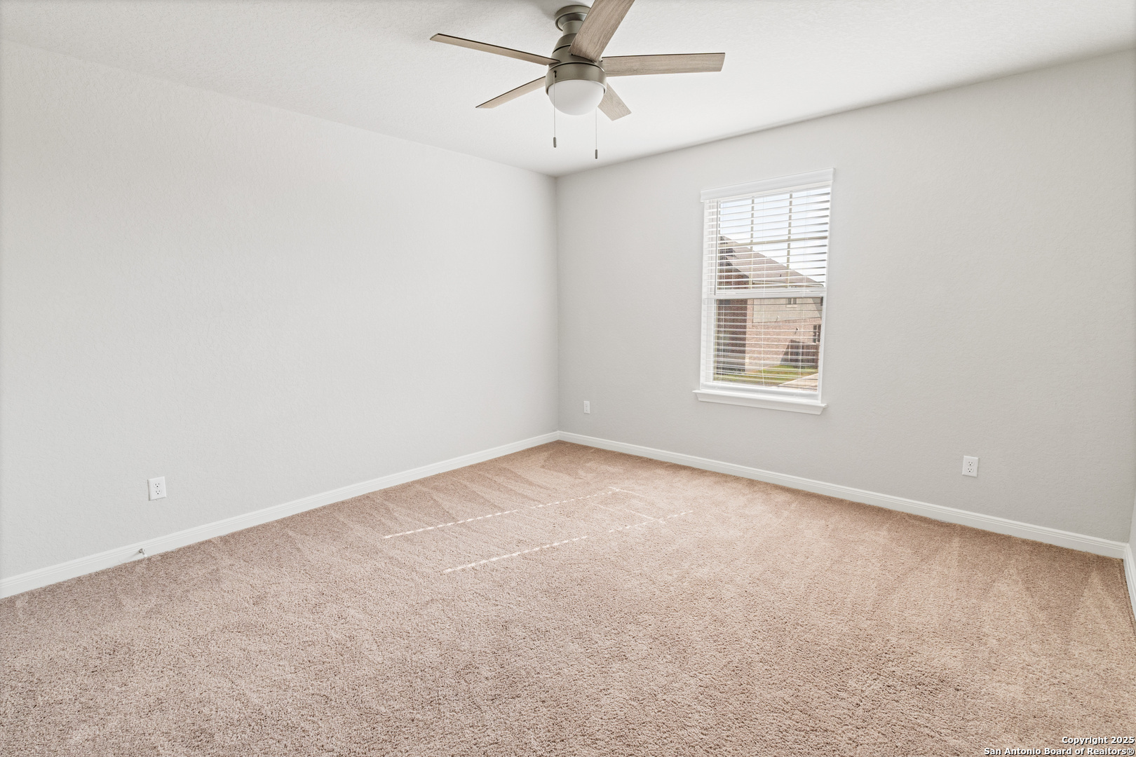 1543 Argon San Antonio TX 78245