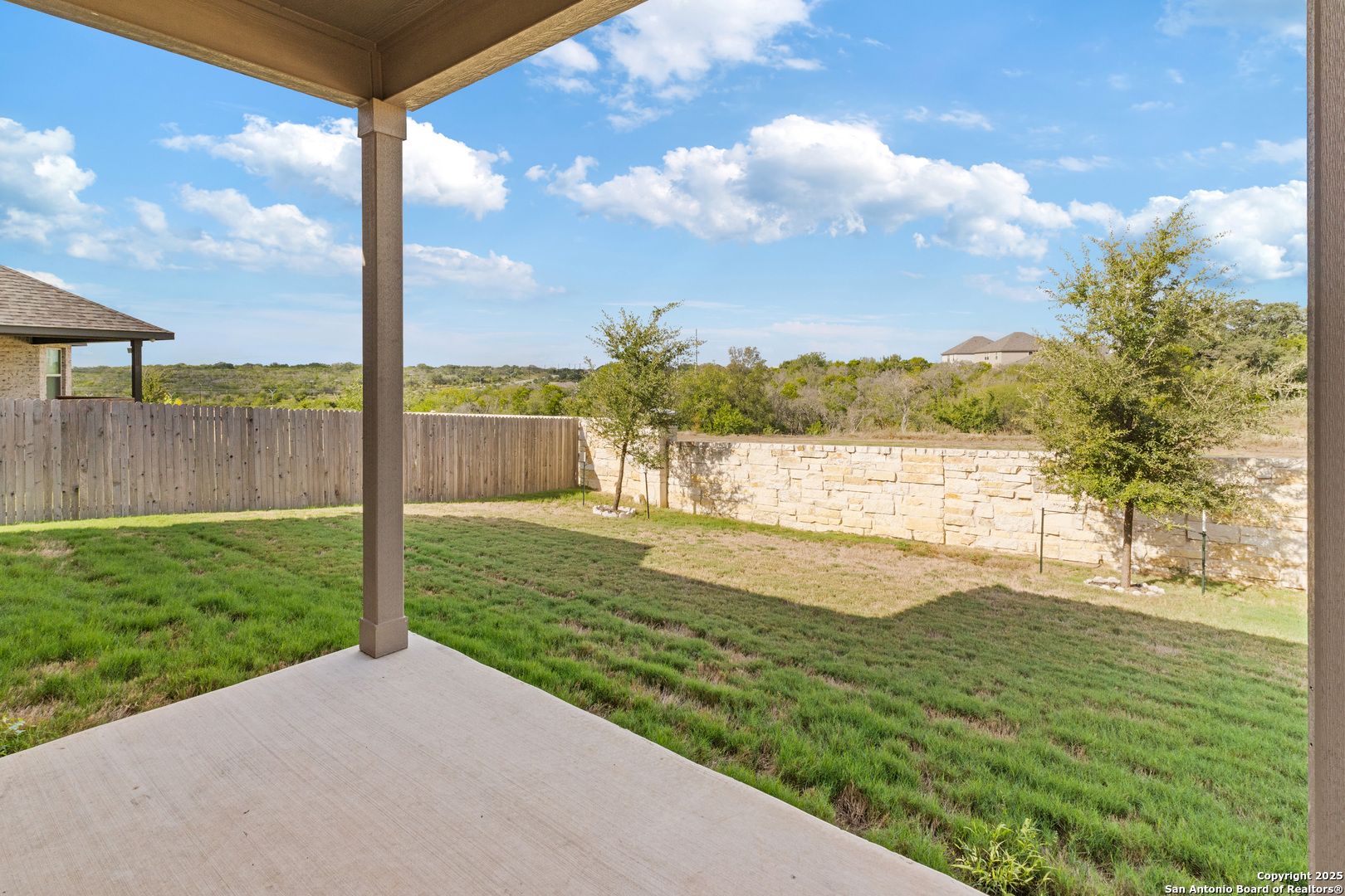 1543 Argon San Antonio TX 78245