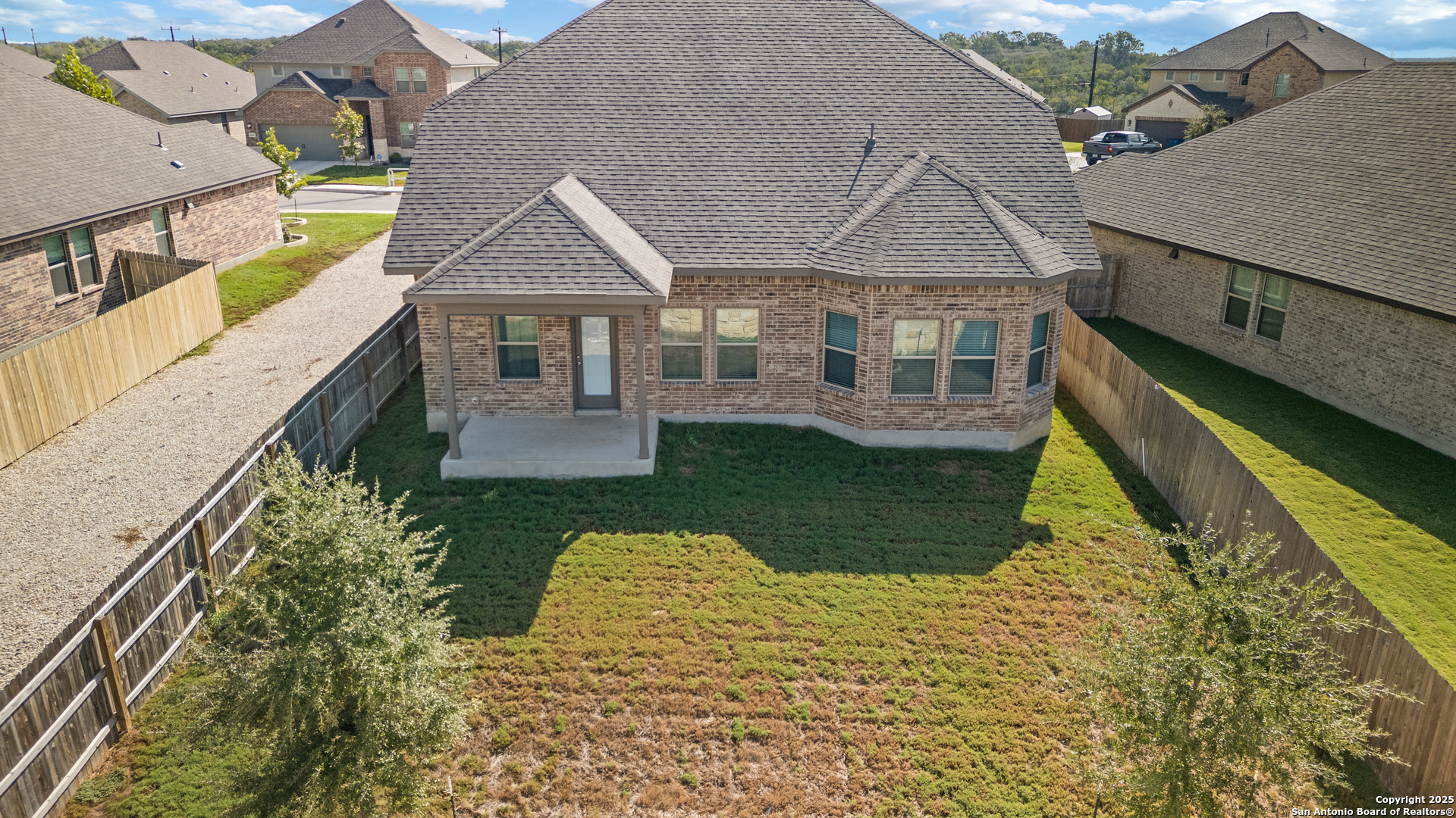 1543 Argon San Antonio TX 78245