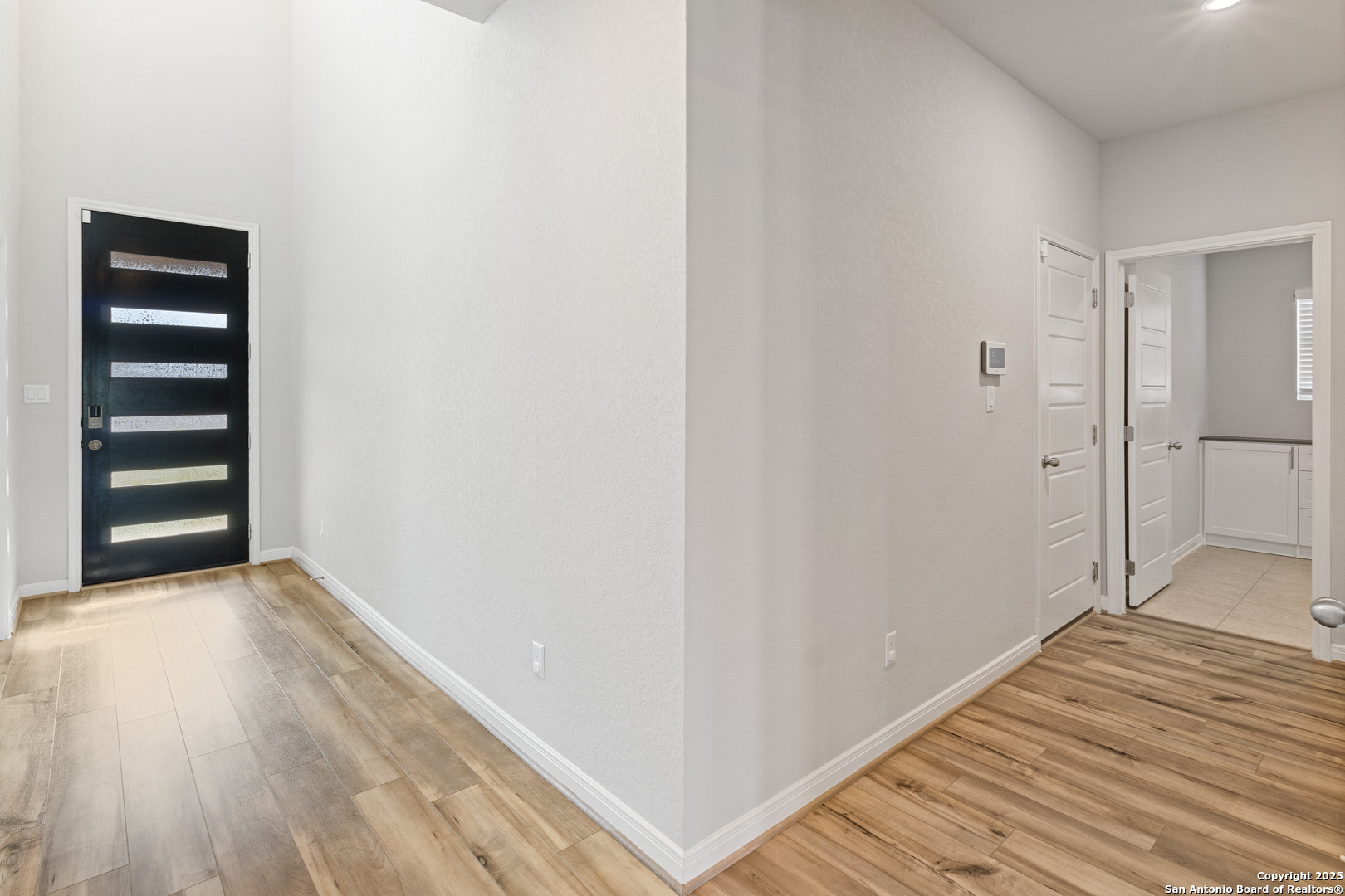 1543 Argon San Antonio TX 78245