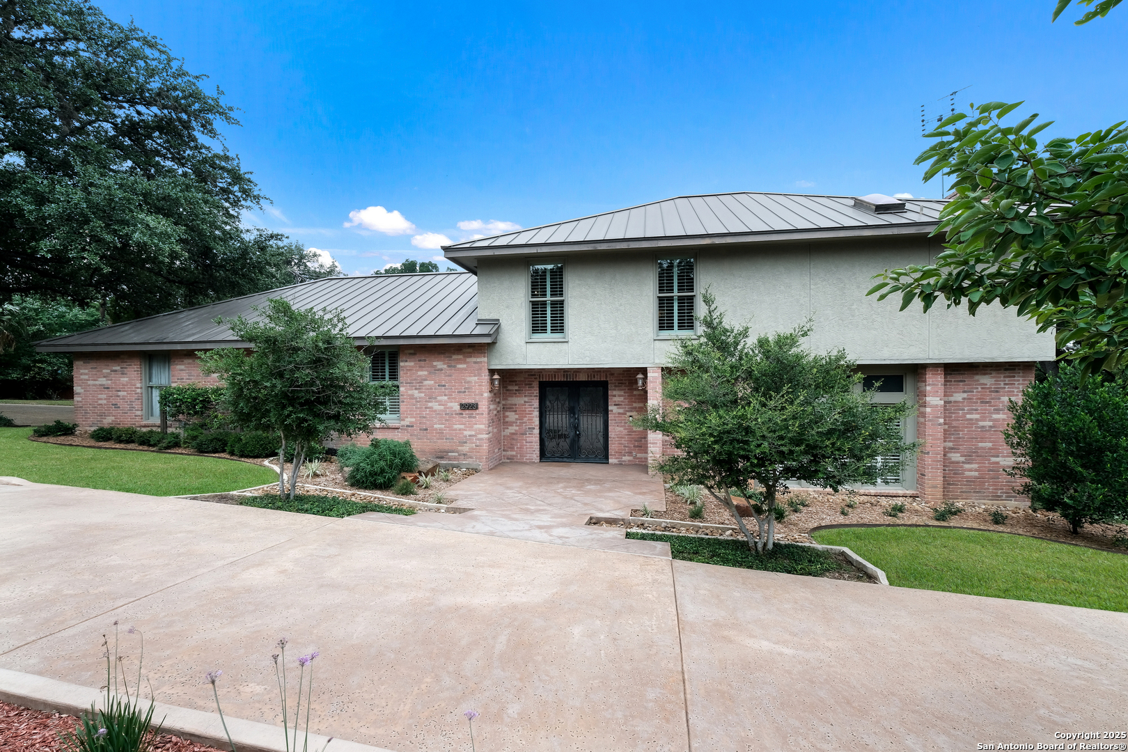 2923 Scattered Oaks San Antonio TX 78232