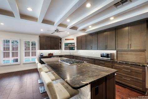 2923 Scattered Oaks San Antonio TX 78232