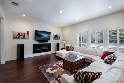 2923 Scattered Oaks San Antonio TX 78232