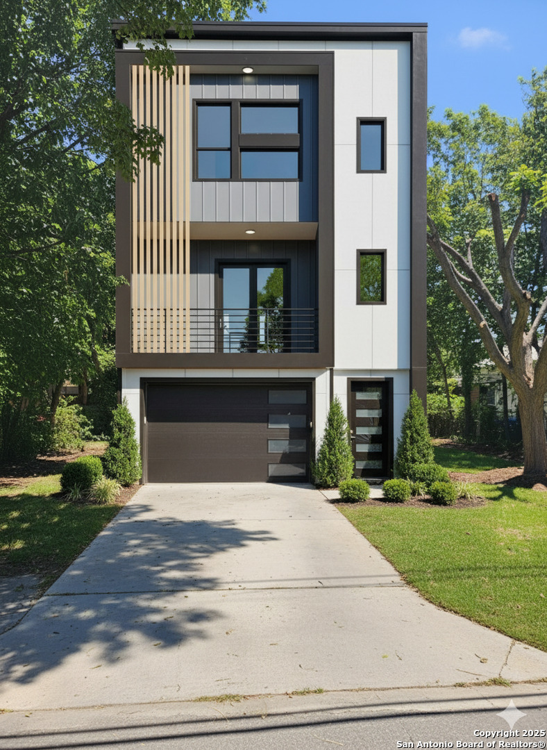 220 Idaho San Antonio TX 78203