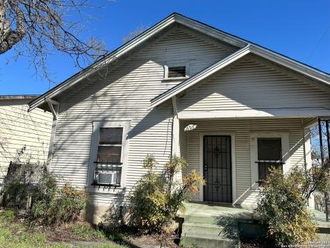 416 N Navidad Street San Antonio TX 78207