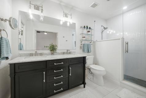 4512 Smokey Wood Lane San Antonio TX 78249