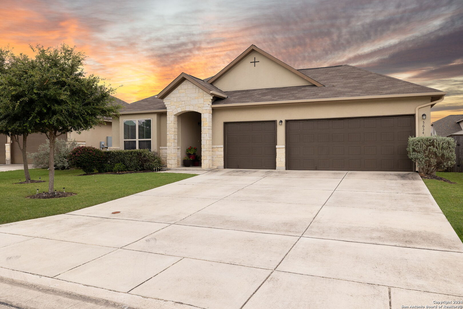 5634 Briar Knoll New Braunfels TX 78132