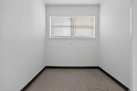 514 Hospital Floresville TX 78114