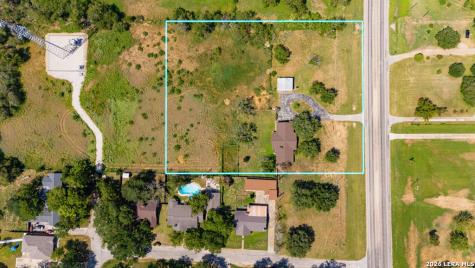 514 Hospital Floresville TX 78114