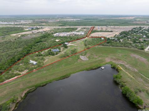 8059 E Interstate 10 Converse TX 78109