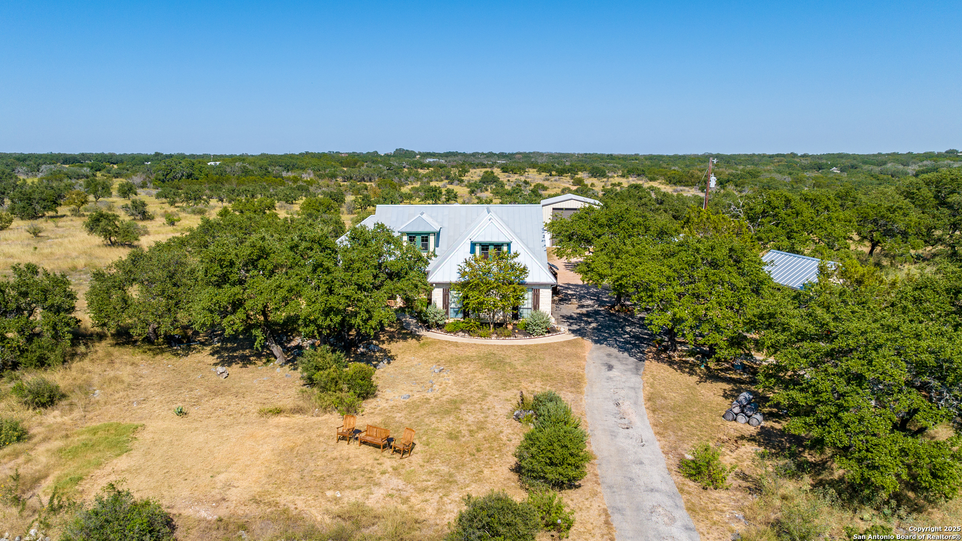 544 River View Johnson City TX 78636