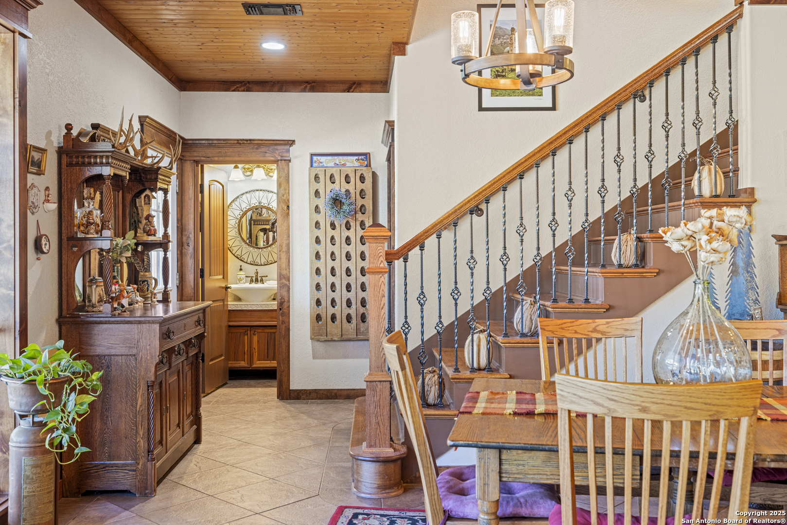 544 River View Johnson City TX 78636