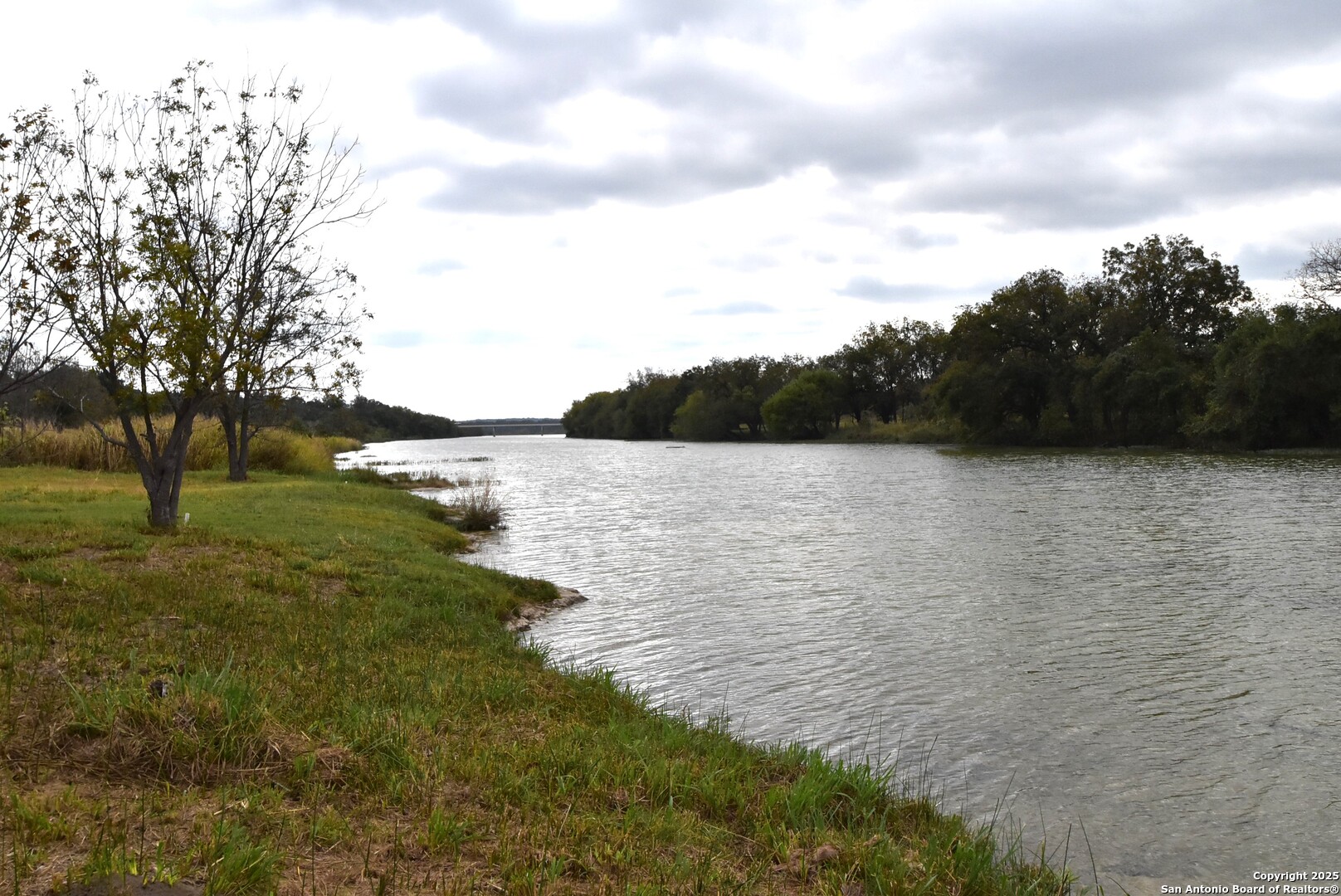 544 River View Johnson City TX 78636