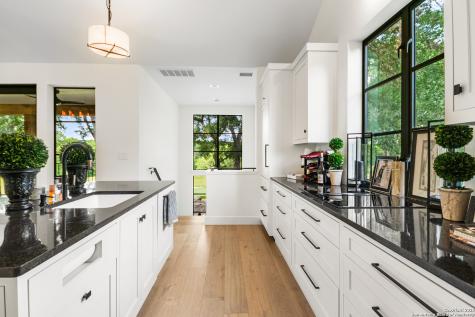 167 Riverwood Boerne TX 78006