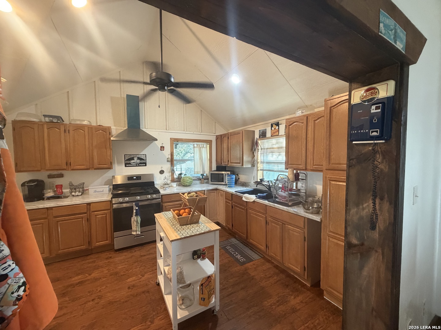 2366 Royal Oaks Poteet TX 78065